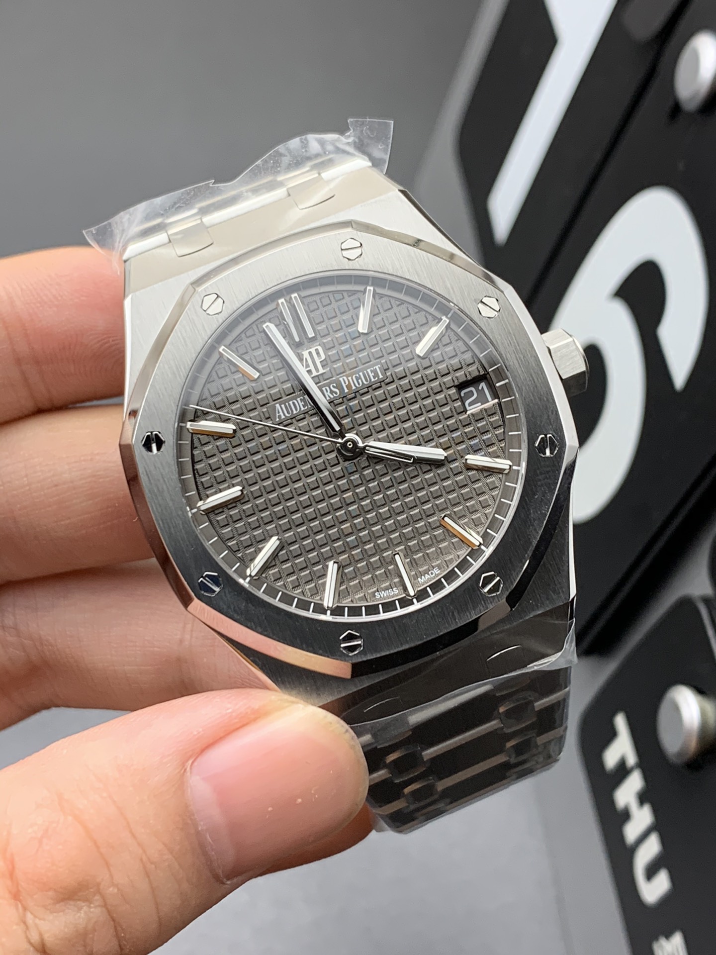 【ZF工場】オーデマピゲ ロイヤルオーク 15500ST グレー (一体型4302) スーパークローン - 画像 (2)