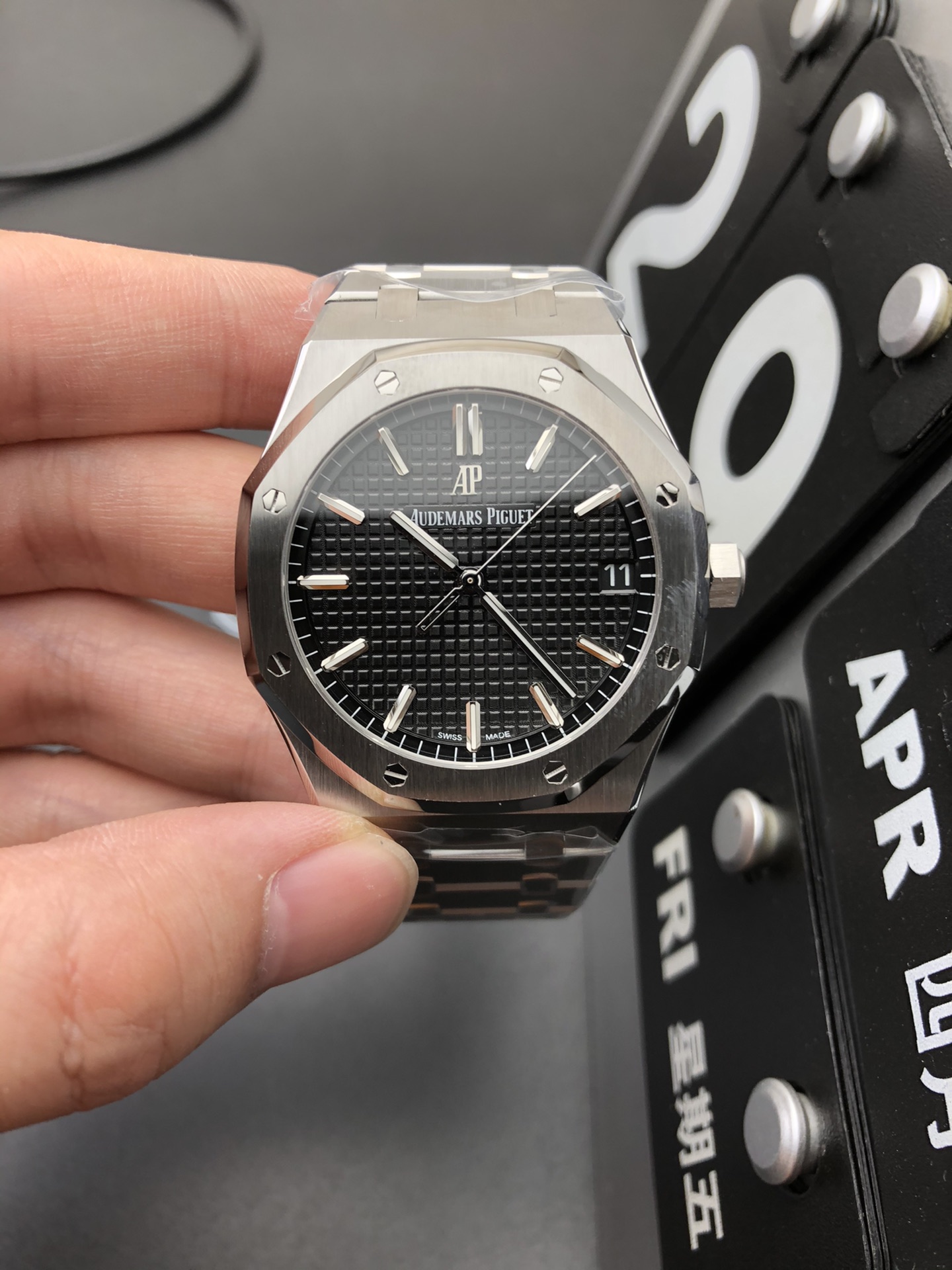 【ZF工場】オーデマピゲ ロイヤルオーク 15500ST ブラック (一体型4302) スーパークローン