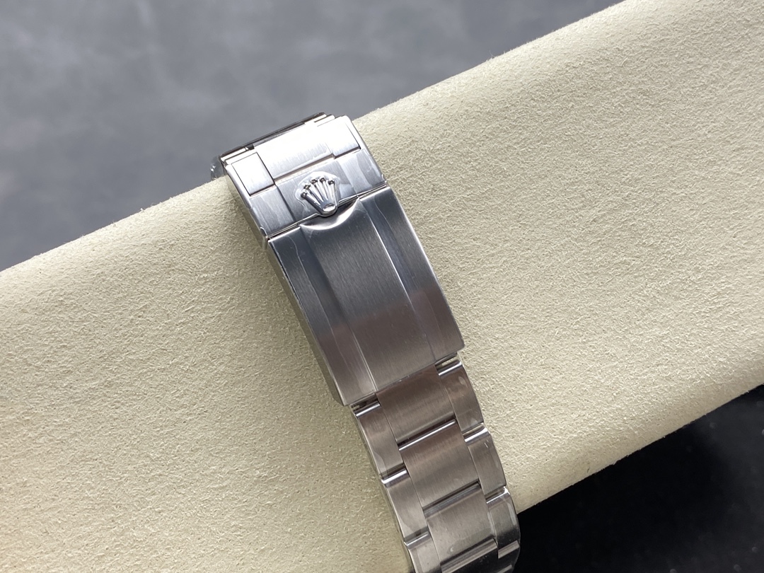 【CLEAN工場】ロレックス エクスプローラー1 224270 40mm (Cal.3230) スーパークローン - 画像 (2)