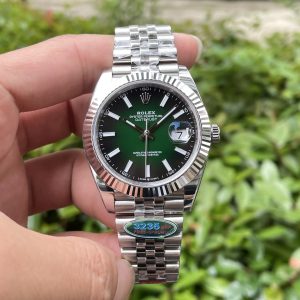 ER Factory new 2026 Rolex Datejust Gradient Green Enamel dial macro details