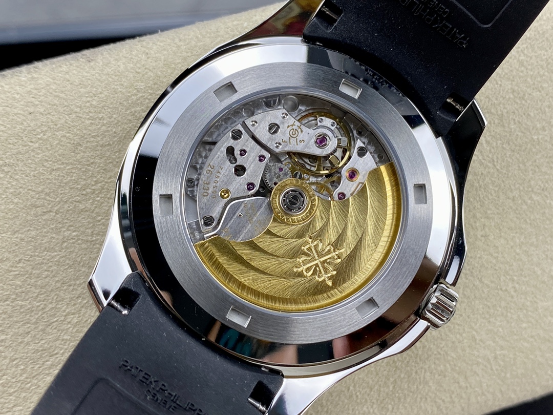 【3K工場】パテックフィリップ アクアノート 5167 ブラック (Cal.330 SC) スーパークローン - 画像 (4)