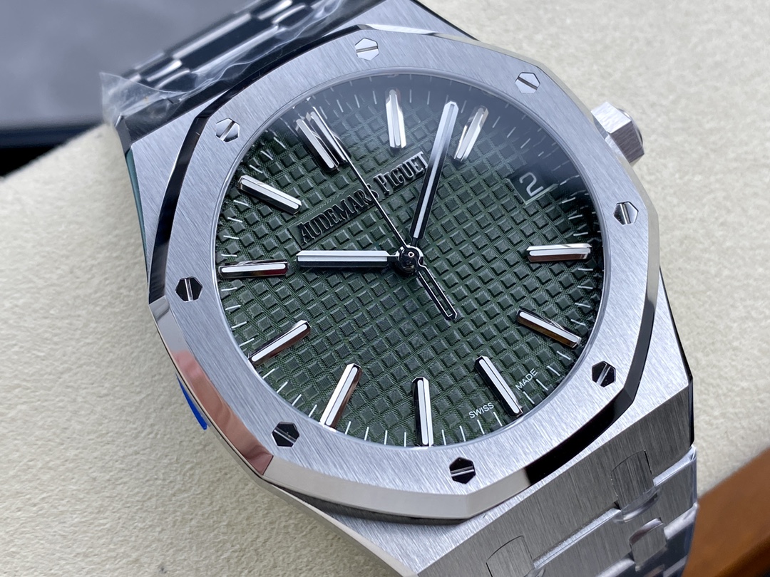 【ZF工場】オーデマピゲ ロイヤルオーク 15510 グリーン (一体型4302) スーパークローン - 画像 (3)