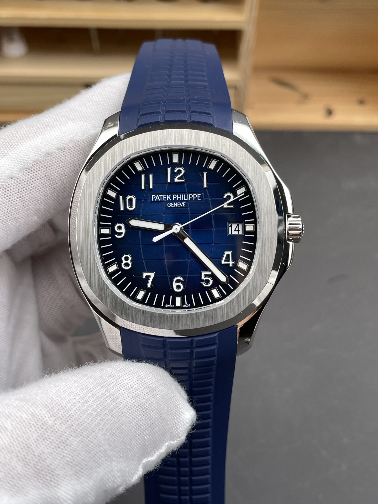 【BBF工場】パテックフィリップ アクアノート 5168 ブルーグラデーション (Cal.324 SC) スーパークローン - 画像 (6)